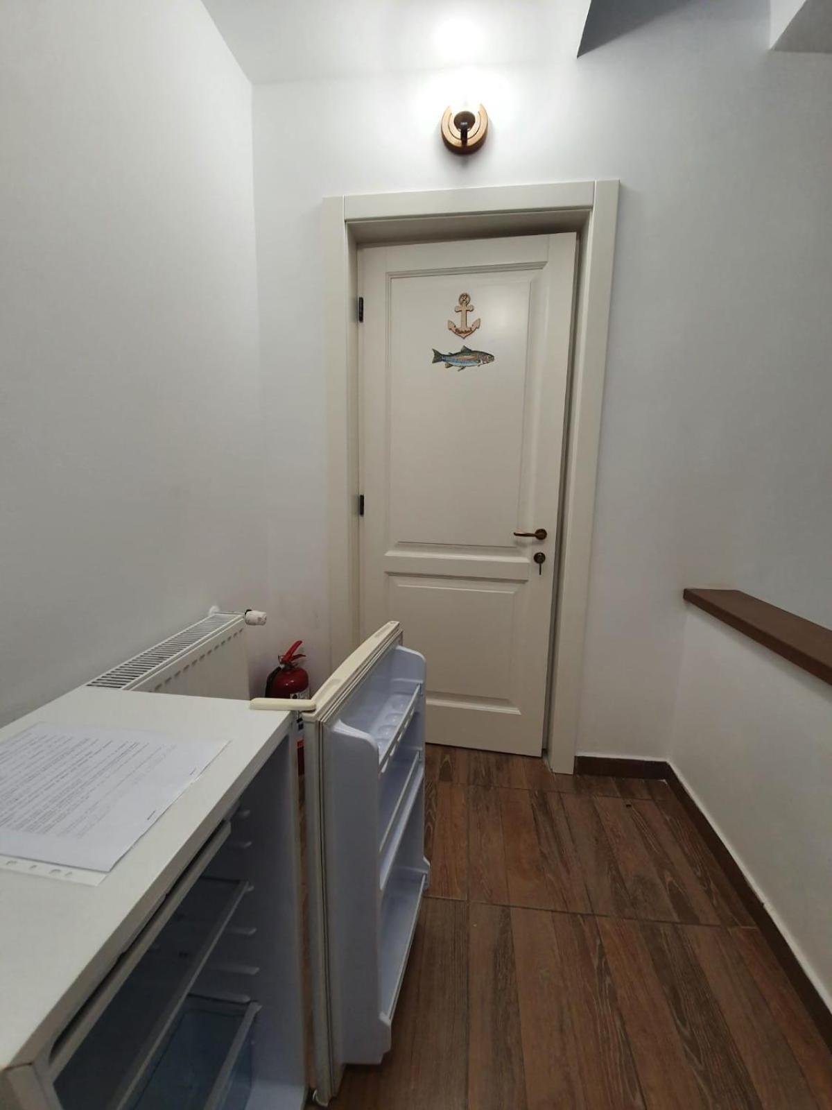 Pensiunea Iasmina Si Pescarul Călimăneşti Exteriér fotografie